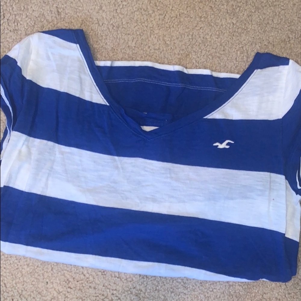 Women’s Hollister V-Neck Tee